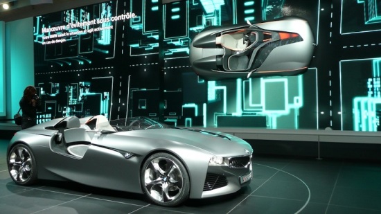 BMW tung khuyến mại hút khách tới triển lãm đầu tiên tại Việt Nam